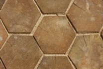 Drewniana kostka brukowa